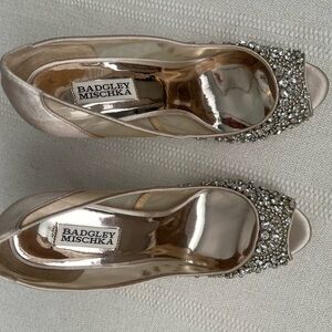 Badgley Mischka- pepper crystal embellished pumps